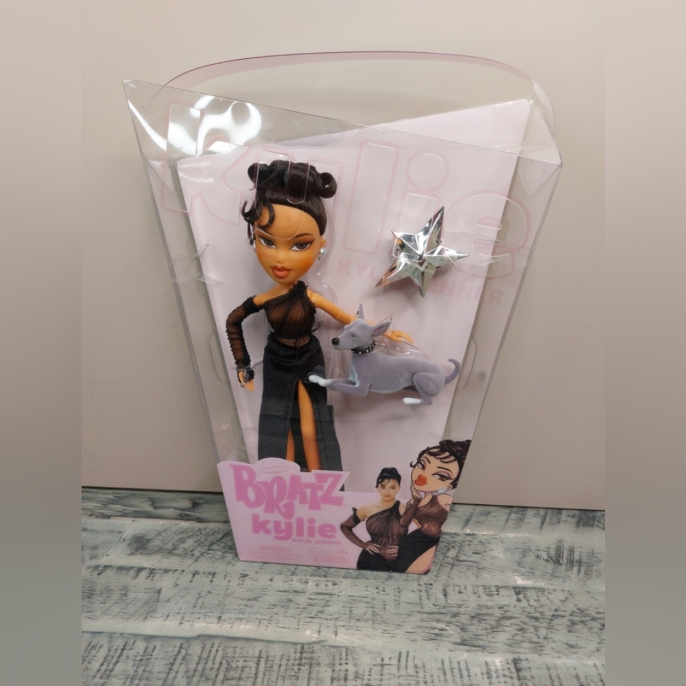 Bratz Kylie Doll with Cat